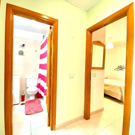Bonito Apartamento De Un Dormitorio, Con Vista A La Piscina En Costa De Silencio, Tenerife Sur *